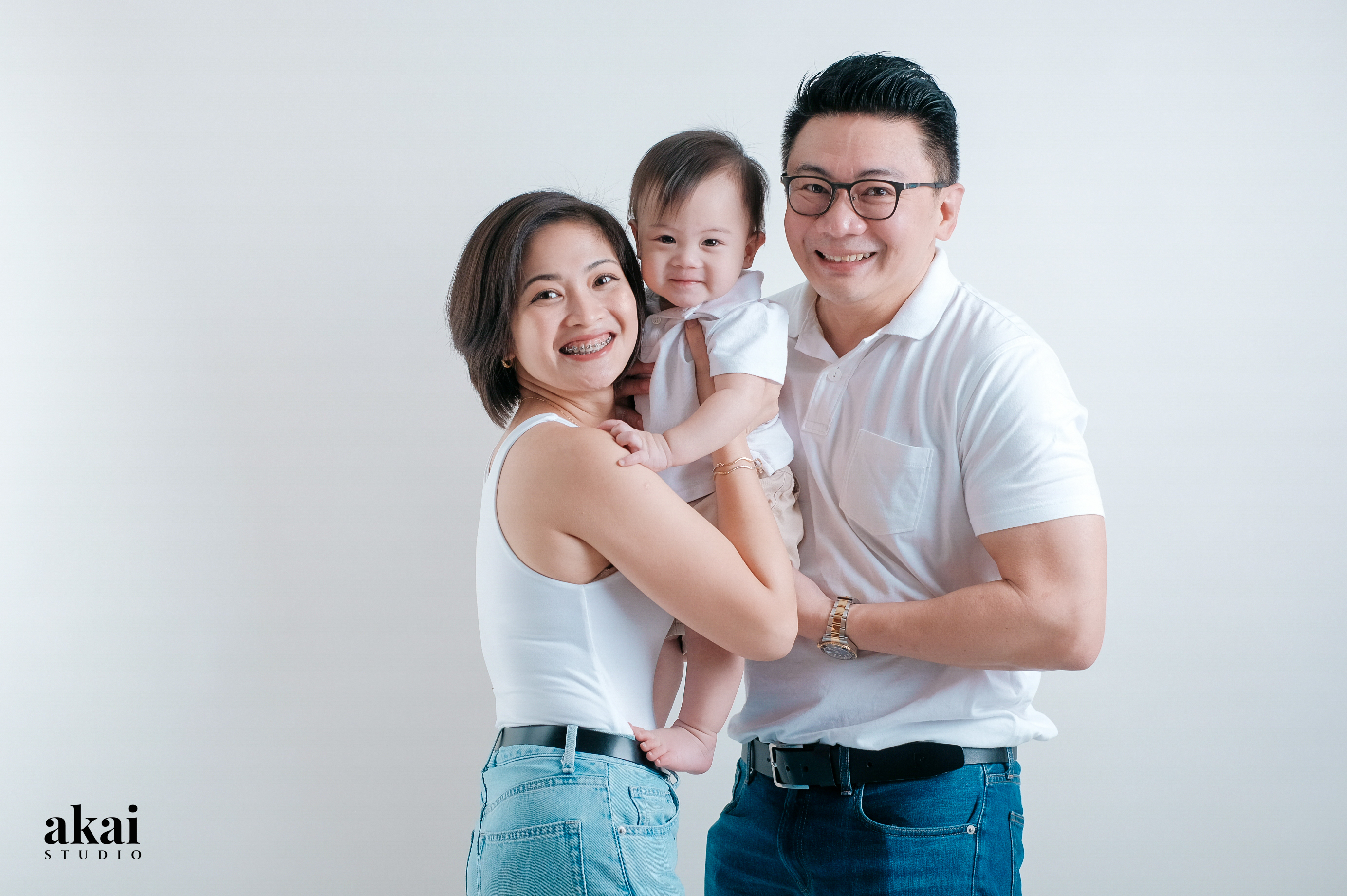 LITTLE TOES SOLO AND FAM